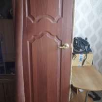 Ищу мастера для установки двери в квартире, в Омске