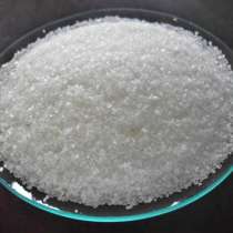Тринатрийфосфат — это натриевая соль. Кристаллы белого цвета, в Унече