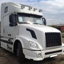 Тягач - VOLVO VNL, в Москве