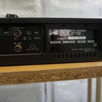 Кассетный видиомагнитофон JVC HR-D520EE, Япония, в г.Одесса