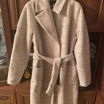 Пальто, в Москве