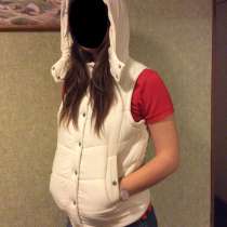 Жилетка на осень/весну (L), в Москве