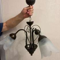 Люстра в хорошем состоянии 1500 руб, в Румянцево