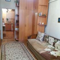 Хорошенький жакт, в Ростове-на-Дону