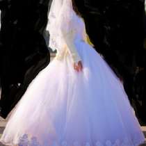 Свадебное белое платье, в г.Донецк