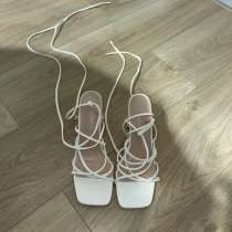 Туфли белые на завязках, в Москве