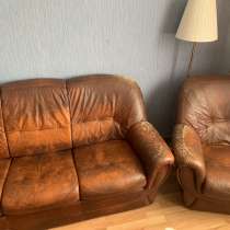 Кожаный диван и кресла, в Москве