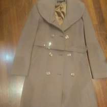 Женское пальто производство Италия размер 42-44, в г.Бишкек