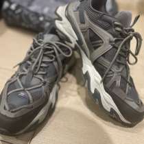 Кроссовки фила 46 размер (30,5 см, в Москве