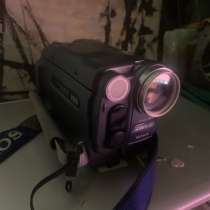 Видеокамера VHS Sony CCD-TRV428E, в Томске