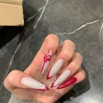 Ищу клиентов на маникюр, в Сургуте