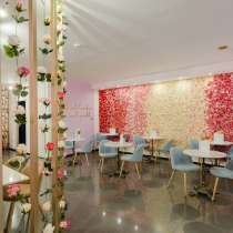 Chloe кафе бар в розовых тонах, в Санкт-Петербурге