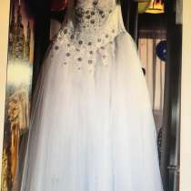 Свадебное платье, в Комсомольске-на-Амуре