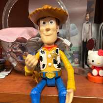 Вуди из истории игрушек, в Москве