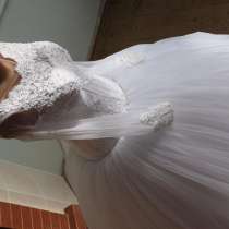 Новое свадебное платье с рукавчиками, в Симферополе