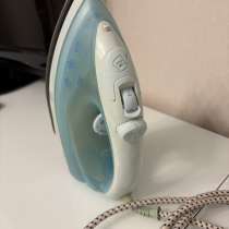 Утюг vitek б/у, рабочий. 800рублей, в Москве