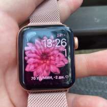Часы Apple Watch SE, в Москве