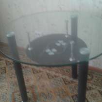 Стеклянный стол, в г.Астана