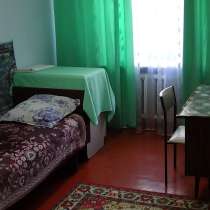Сдается 3х комнатная квартира на длительный срок в Центре, в г.Бишкек
