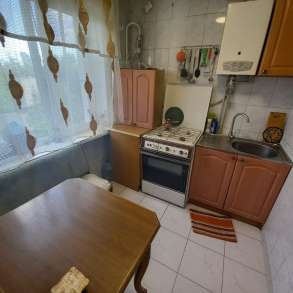 Продам 2х к. кв Приморский район ул. Зелинского, в г.Мариуполь