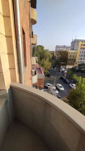Продается квартира в центре Еревана в фото 18