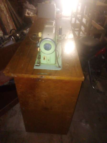 Старенькая швейная машинка в Королёве
