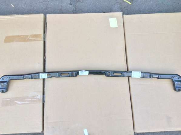 Кронштейн заднего бампера 1J6807861B VAG