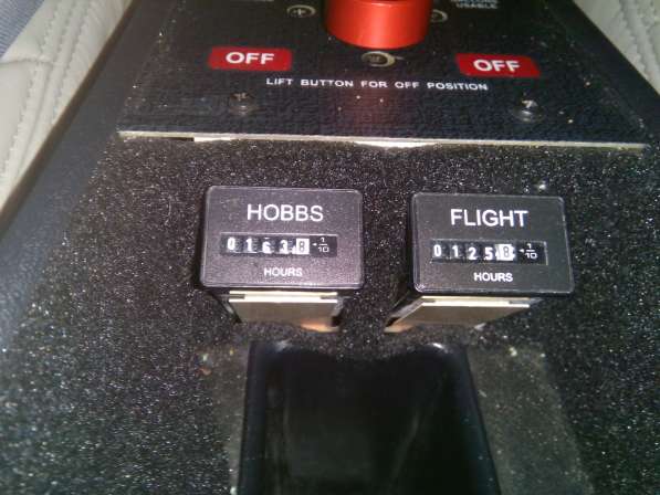 Продам самолет CIRRUS SR-22G3 срочно, торг в Санкт-Петербурге фото 4