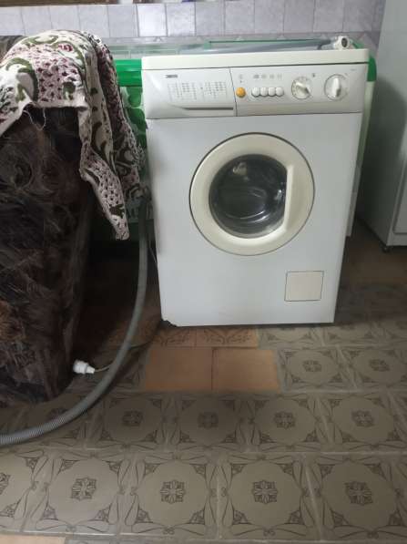 Продам стиральную машинку на запчасти самовывоз в фото 4