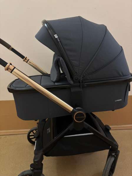 Продам коляску 2в1 в Владивостоке