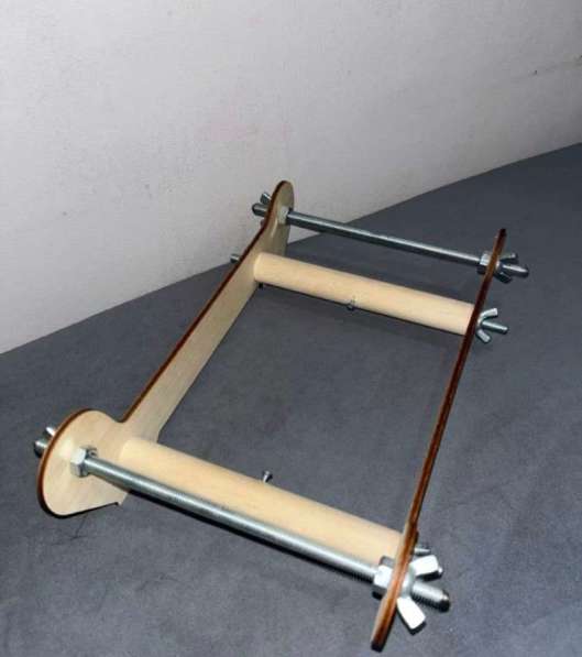 Продам деревянный станок для бисера(срочно)