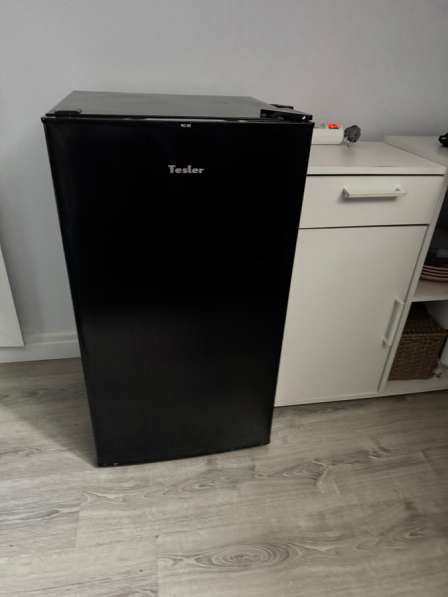 Холодильник Tesler RS-95 BLACK