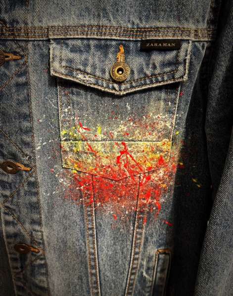 Авторская джинсовая куртка в Москве