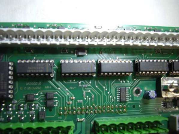 Микросхема MAX379CPE MAXIM в Челябинске фото 11