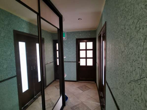 Продается 3-х комнатная квартира, ул Челюскинцев, 102к1 в Омске фото 5