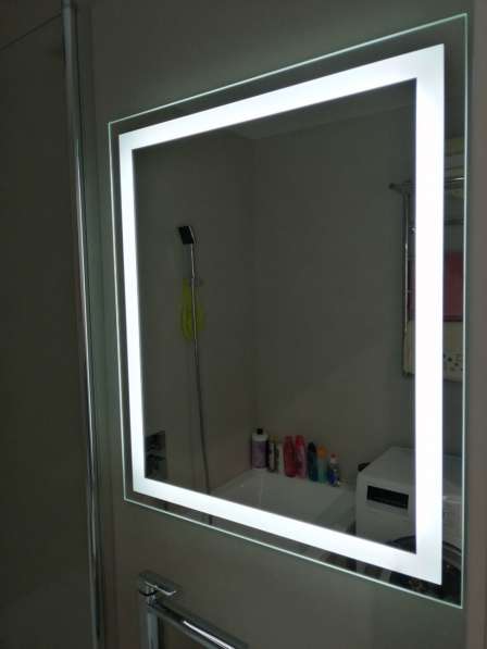 Самые лучшие зеркала с LED подсветкой от производителя в фото 3