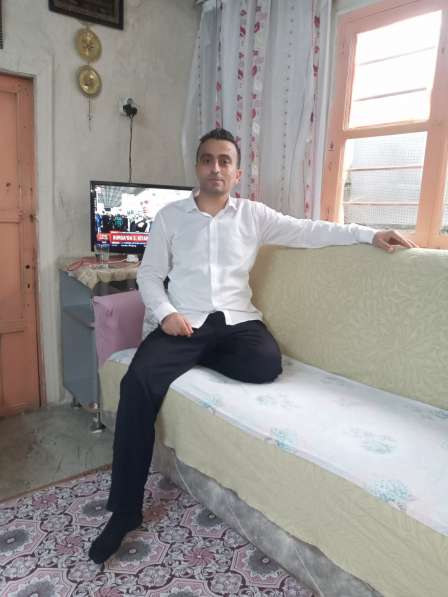 Mustafa, 37 лет, хочет пообщаться – WhatsApp'tan Ciddi bir ilişki kurmak