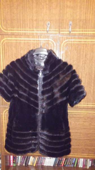 Срочно продается норковый женский жилет. в хорошем состоянии в Москве фото 3