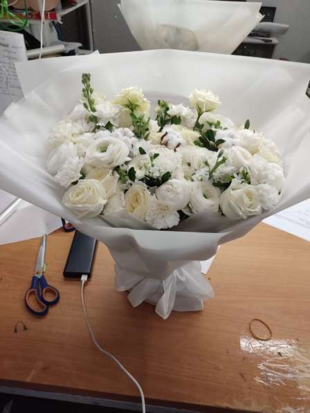 Розы цветы букет с доставкой в Москве в Москве фото 5