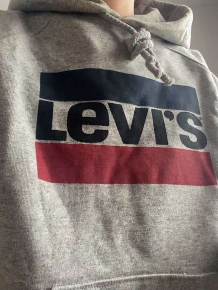 Толстовка Levi’s в Екатеринбурге