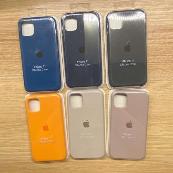 Чехол iPhone 11