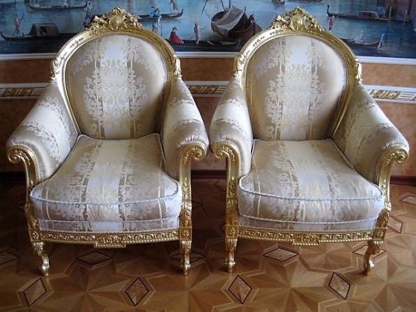 Кресла из сусального золота Turri Otello Италия в Москве