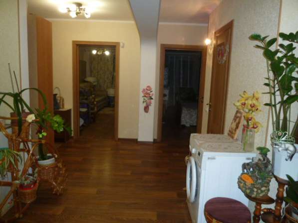 Продается 3-х комнатная квартира, ул. 8 Линия, 94 в Омске фото 14