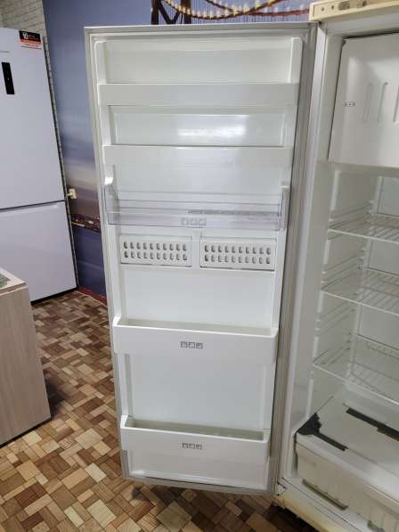 Холодильник в рабочем состоянии в Бийске фото 3