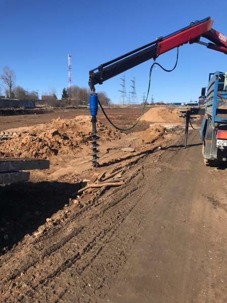 Услуги манипулятора с буром в Сергиевом Посаде