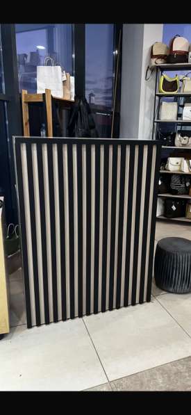 Ресепшен с тумбочкой в