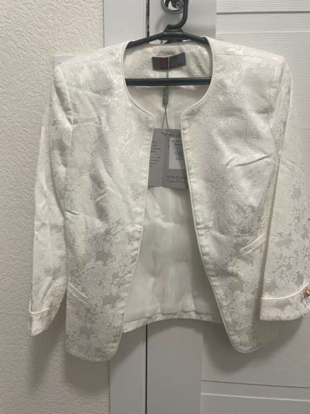 Пиджак женский