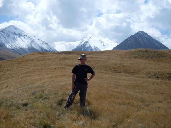 Guide, driver in Kyrgyzstan, travel, hiking, excursions в фото 6