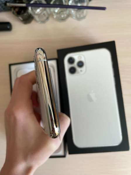 Apple iPhone 11 pro silver 256 Gb в Тюмени