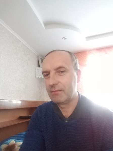 Иван, 46 лет, хочет пообщаться